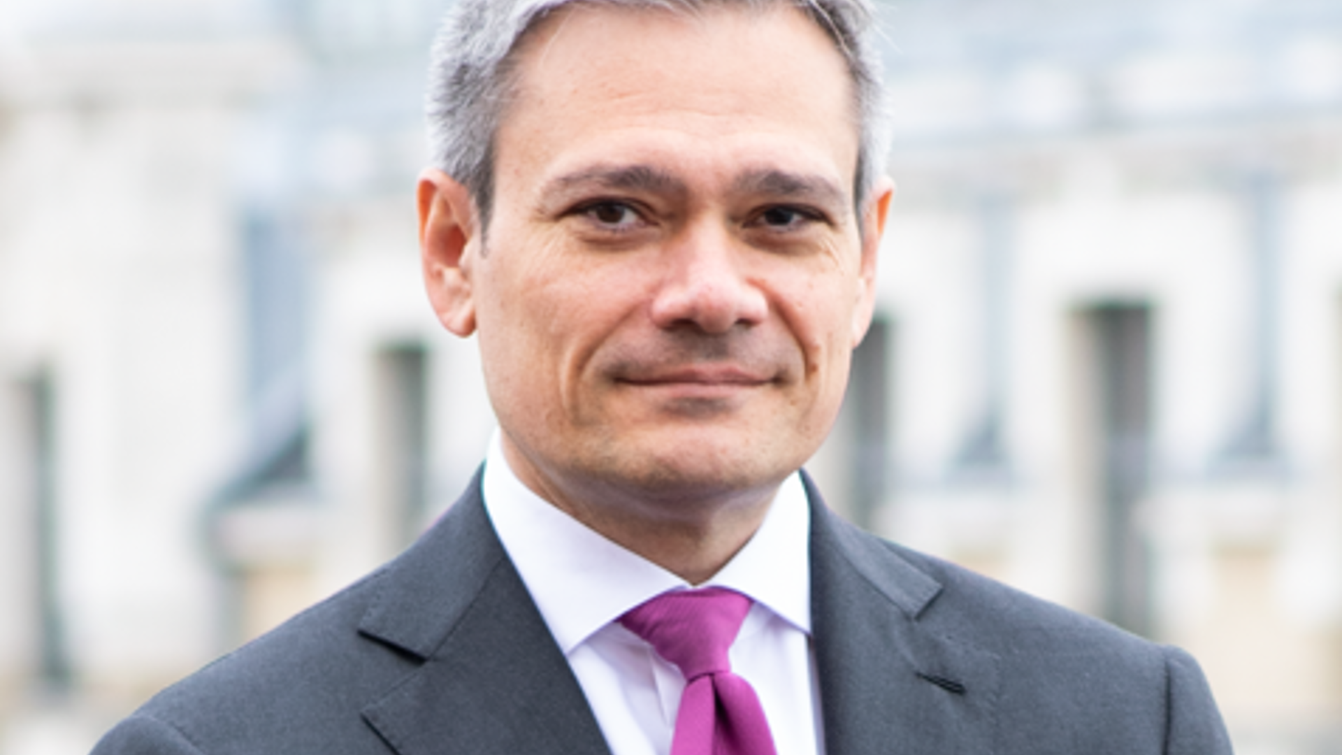 La dissuasion nucléaire est-elle un économiseur de budget de défense conventionnelle ?
